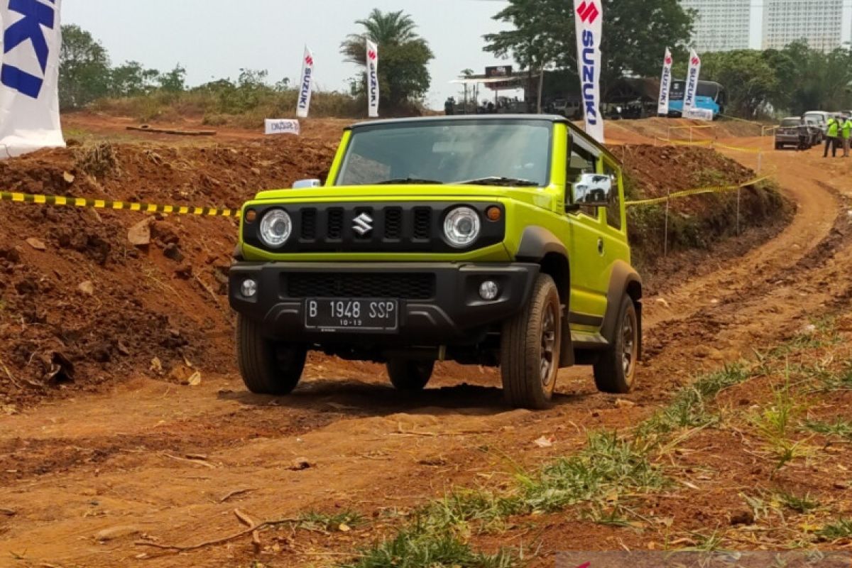 Suzuki Jimny bakal diproduksi di India?