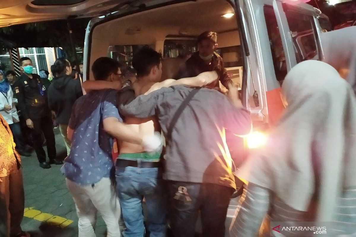 Sekitar 150 mahasiswa  korban kericuhan DPRD Jabar dievakuasi ke Unisba