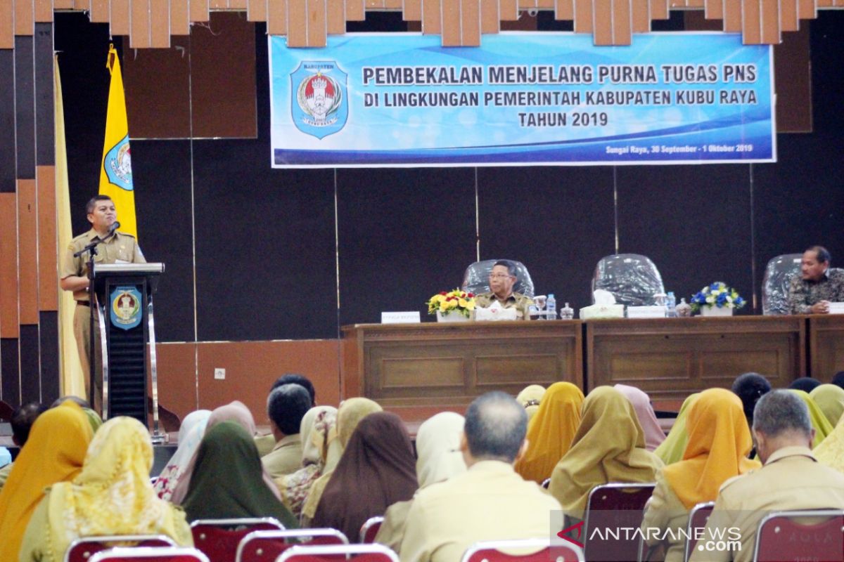 Pemkab Kubu Raya gelar pembekalan 149 PNS jelang pensiun