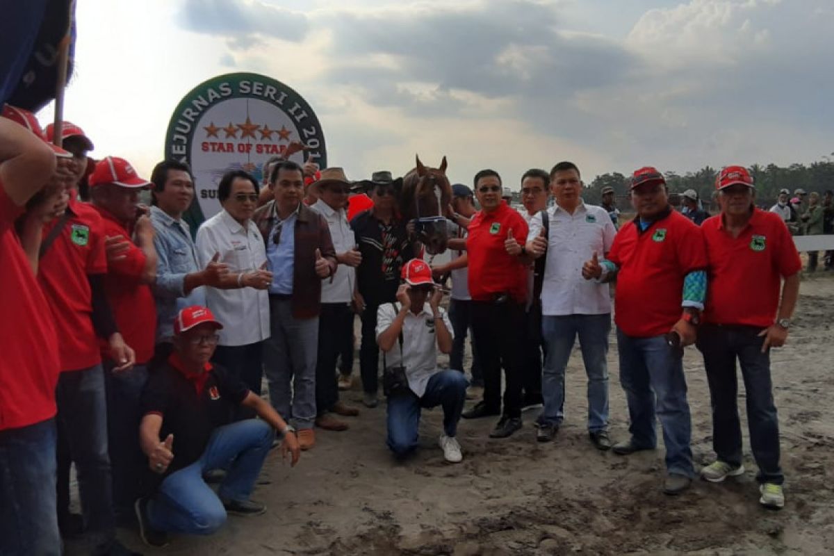 Sulut rebut Piala "Star Of Stars" Kejurnas Pacuan Kuda Piala Presiden