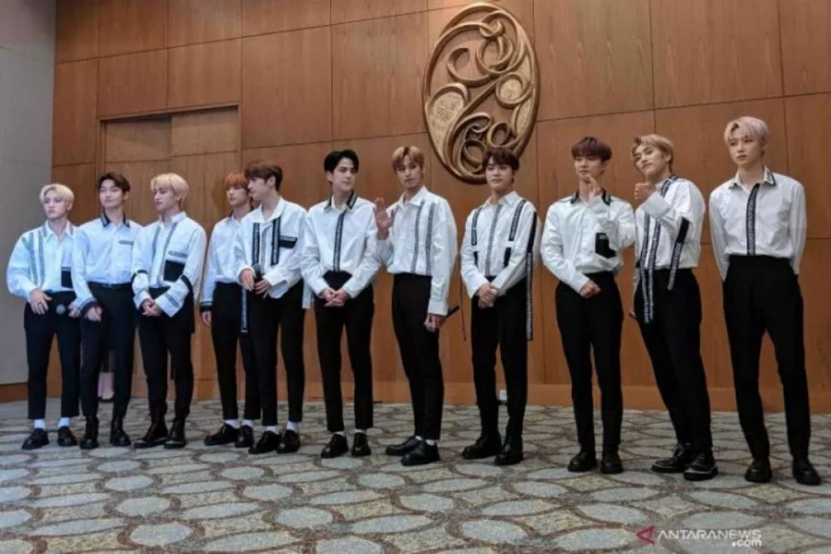 The Boyz belajar ucapkan 'Assalamu'alaikum'