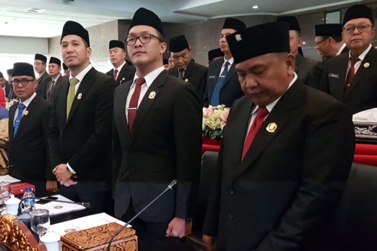 50 anggota  DPRD Palembang dilantik