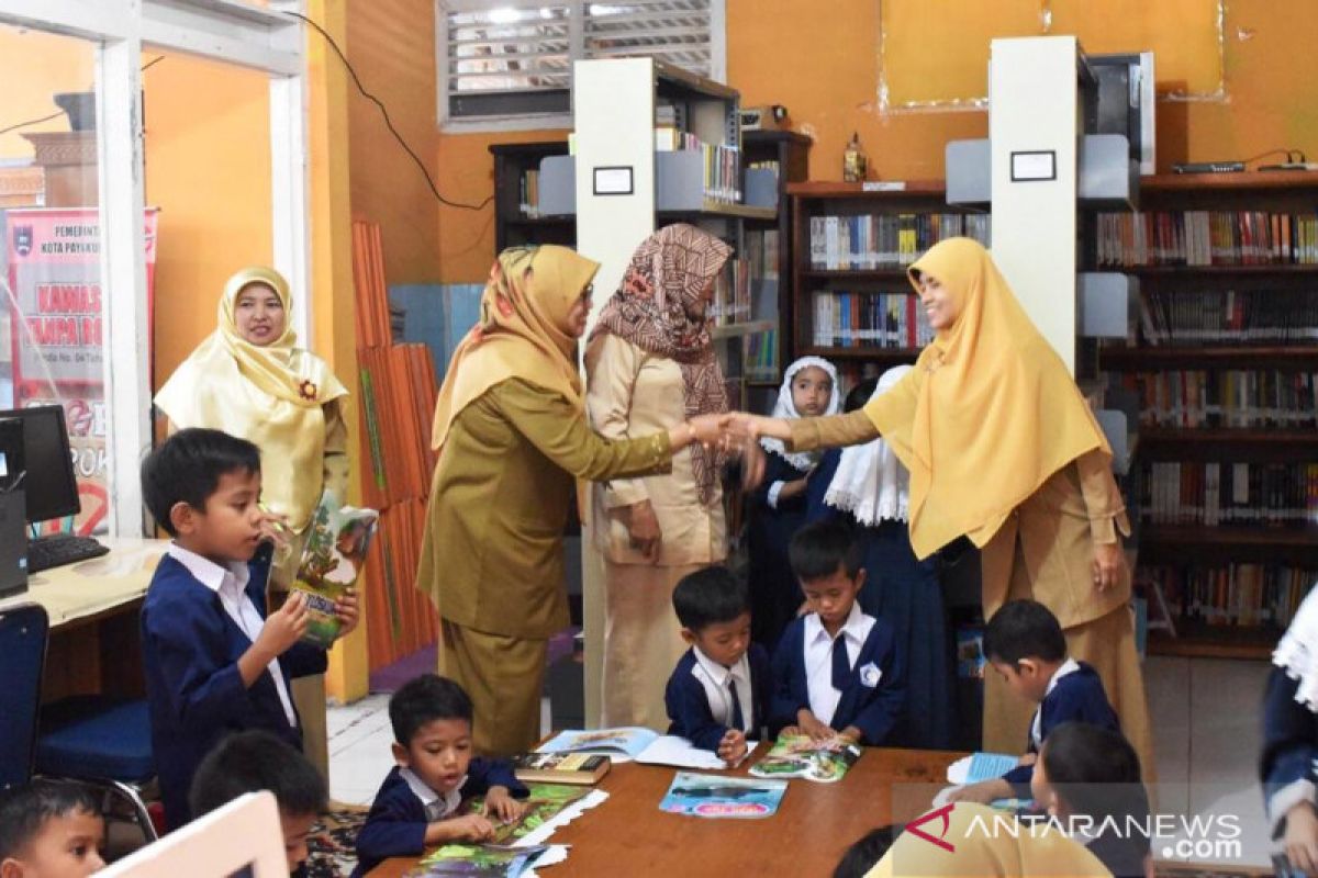 Kunjungan perpustakaan Payakumbuh sekitar 60 orang per hari