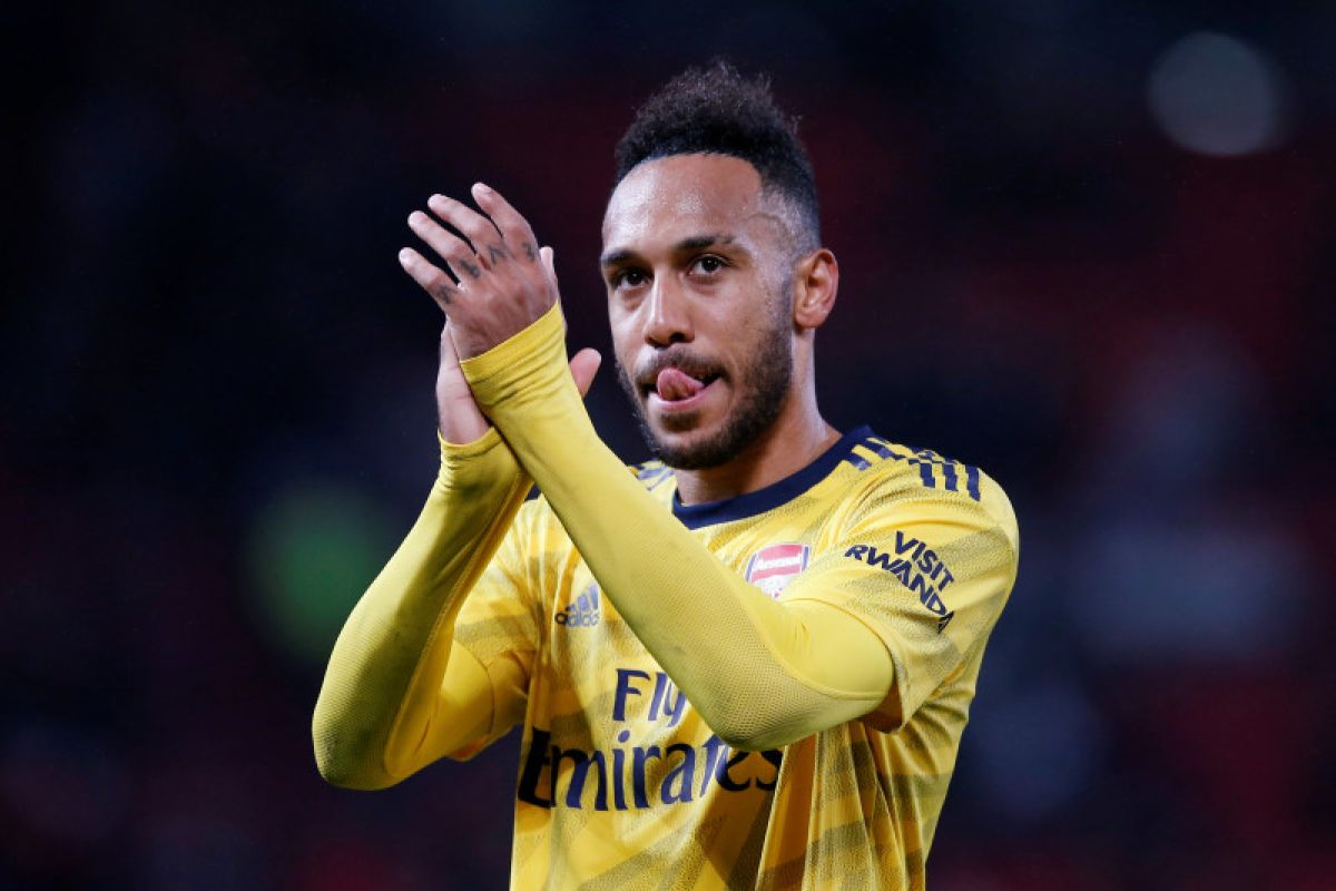 Solskjaer minta MU belajar dari Aubameyang