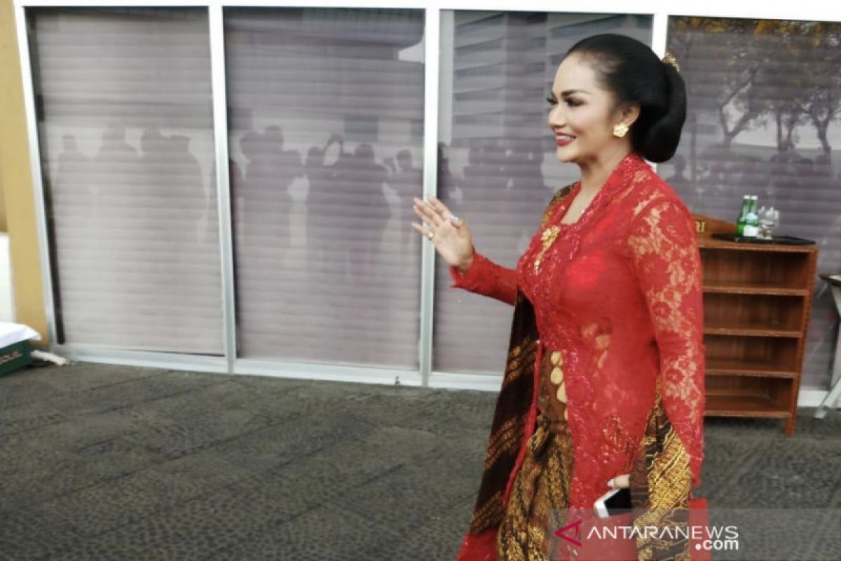 Krisdayanti pilih komisi DPR terkait sosial masyarakat