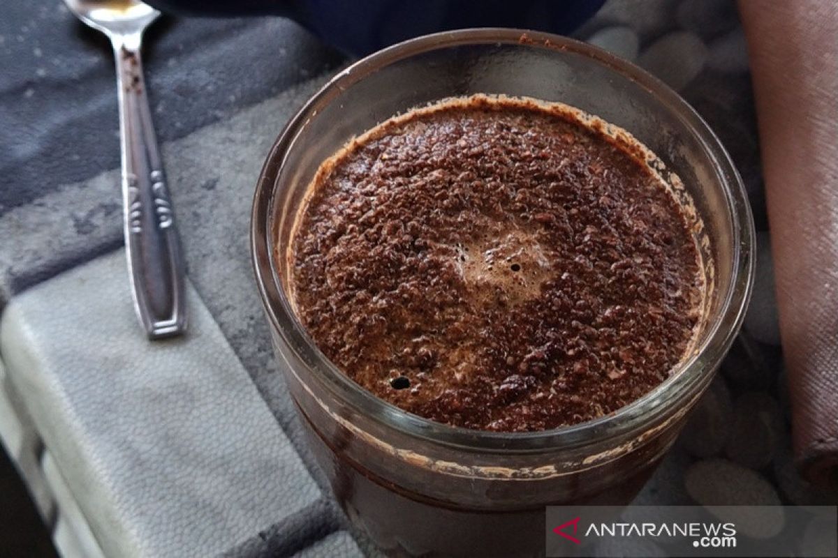 Menyeruput kopi Banyuwangi di kaki Gunung Raung