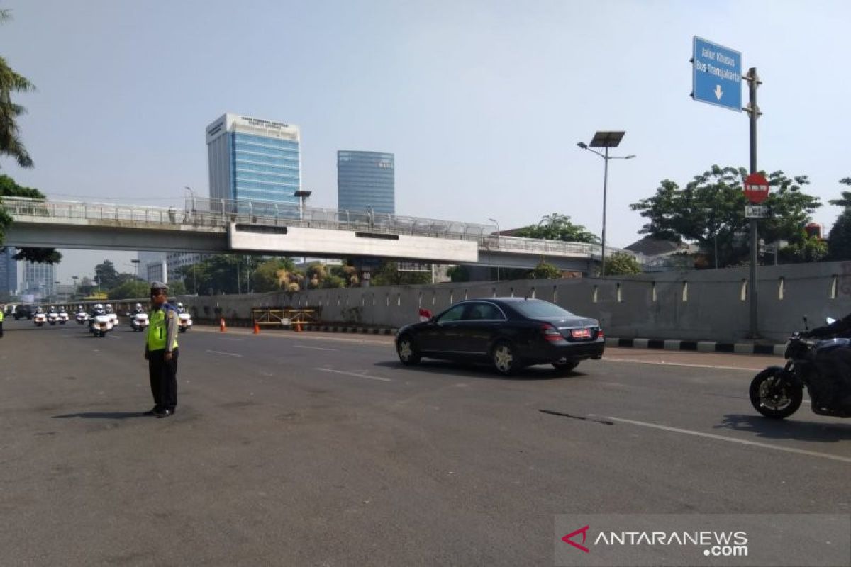 Pelantikan DPR, Mobil Presiden dan VVIP memasuki Gedung DPR/MPR RI