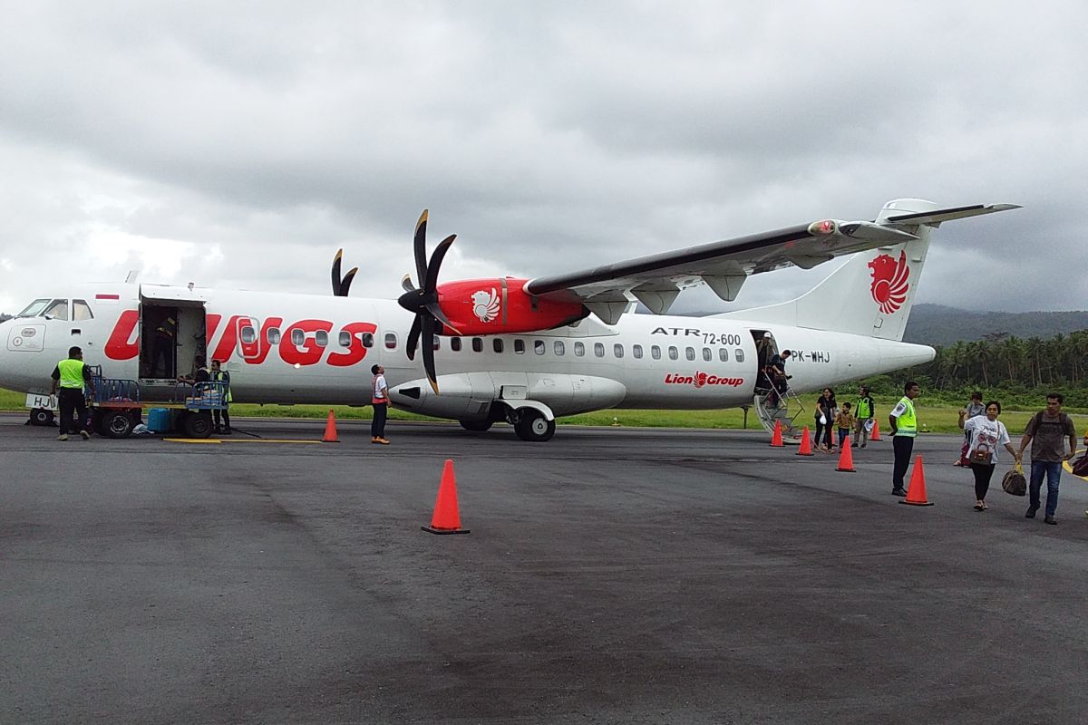 Penerbangan terakhir Wings Naha-Samratulangi penuh