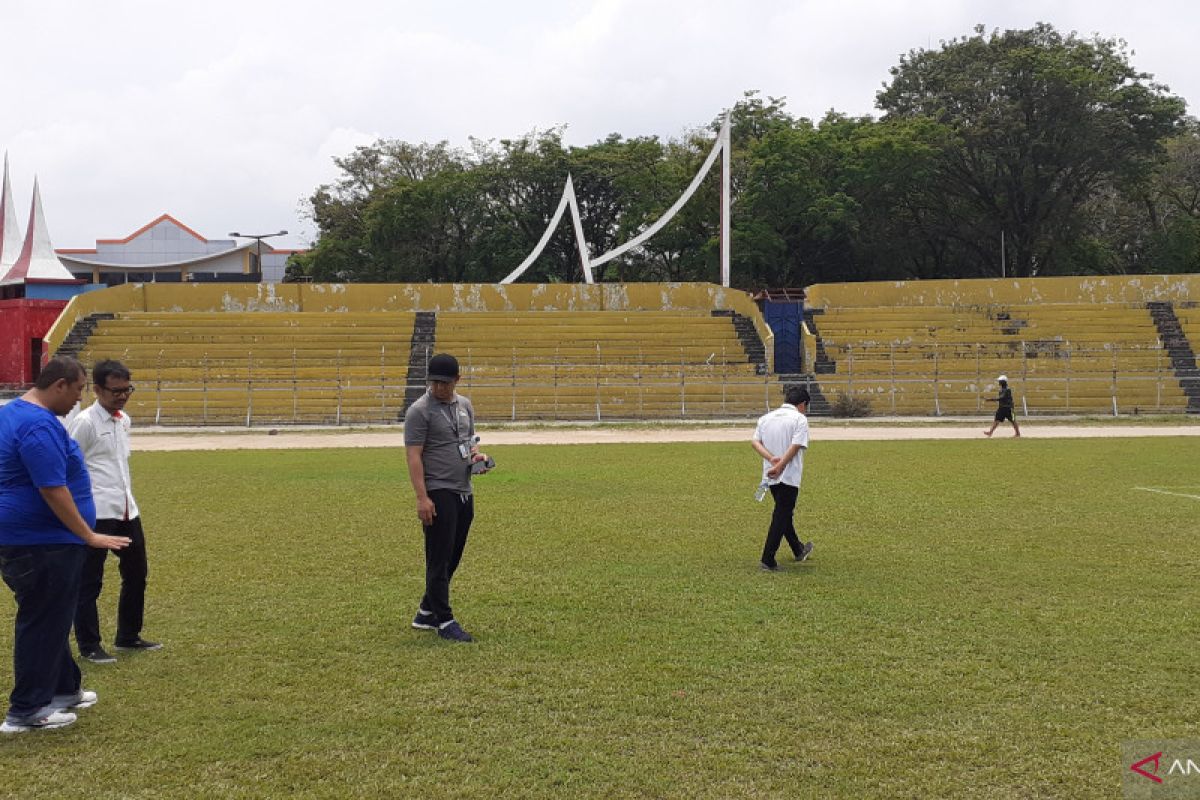 Madura United syukuri kualitas rumput kandang Semen Padang membaik