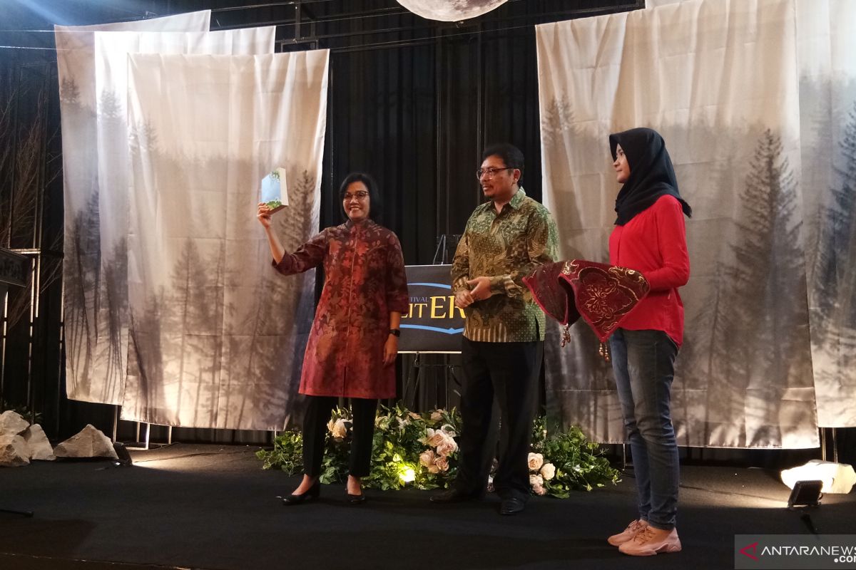 Sri Mulyani ungkap kekhawatiran tentang minimnya literasi di Indonesia