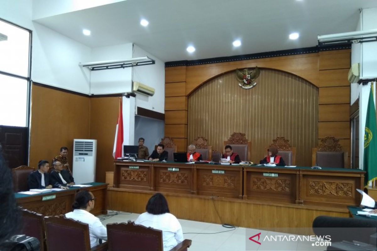 Jaksa mendakwa Nunung dan suami dengan tiga dakwaan alternatif