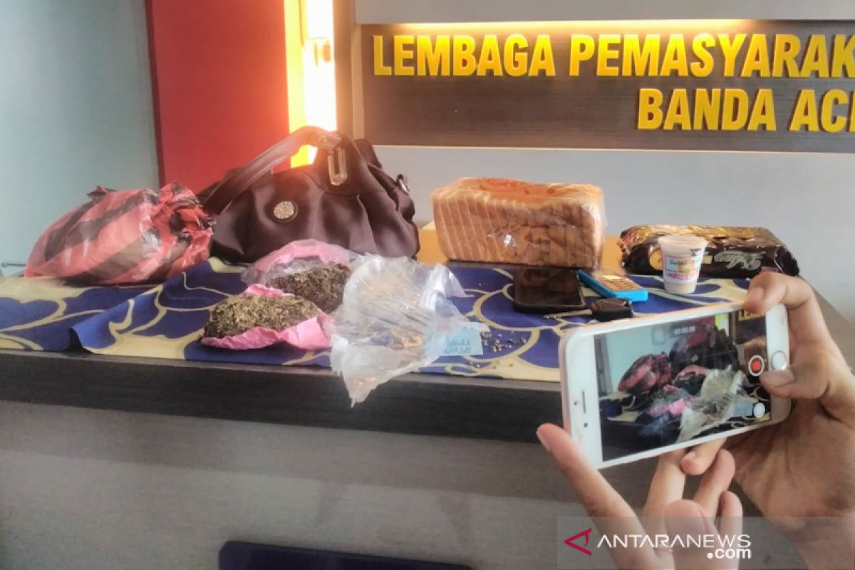 Petugas Lapas Banda Aceh gagalkan penyelundupan ganja