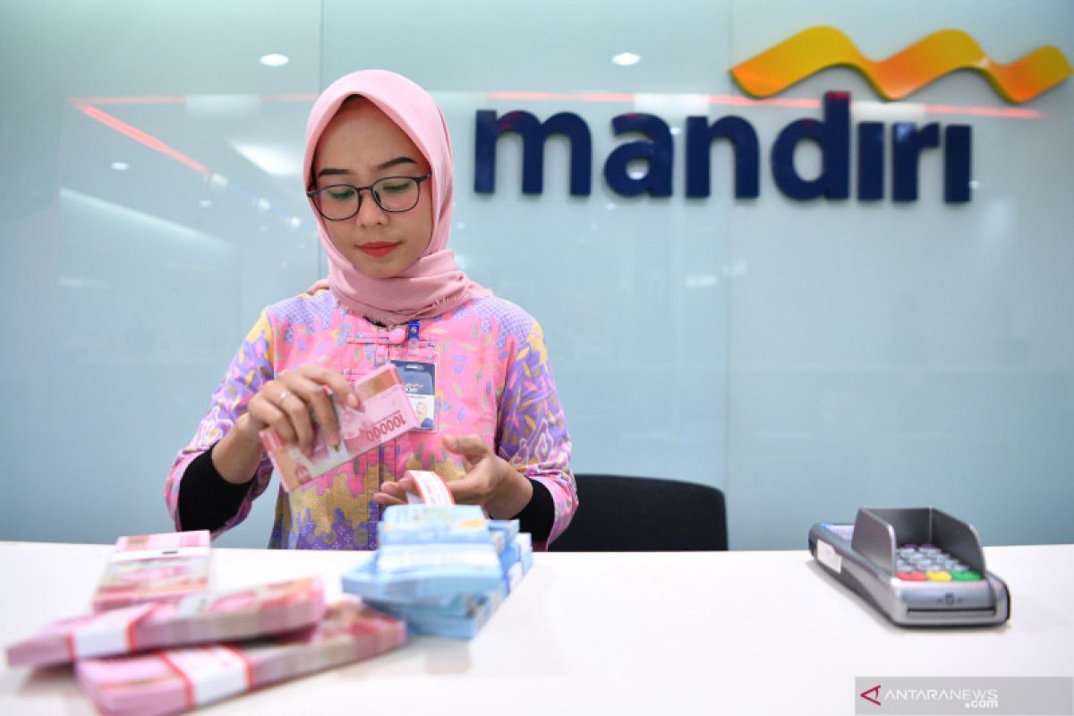 Bank Mandiri terbitkan kartu debit untuk anggota Koperasi Kospin Jasa