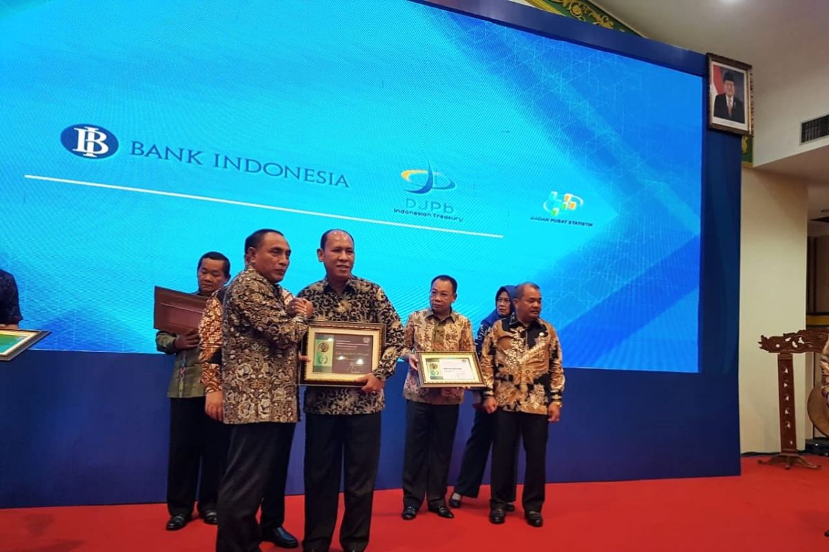 Pemkab Tapteng raih juara I kinerja DAK fisik dan Dana Desa Tahun 2018