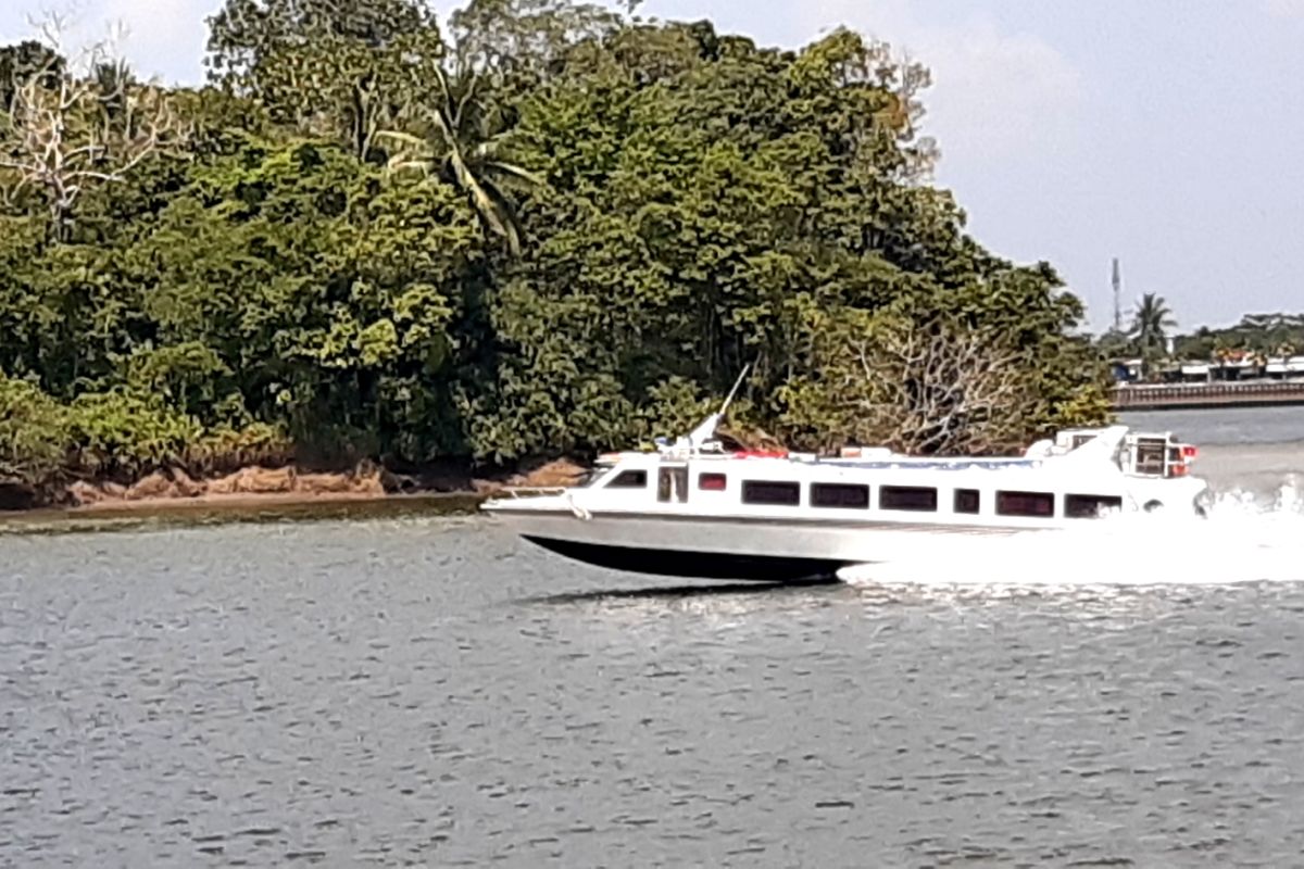 Syahbandar minta penumpang laporkan kapal cepat mogok di laut