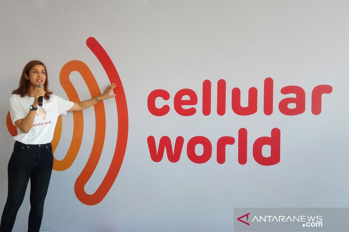 Cellular World perkenalkan logo baru