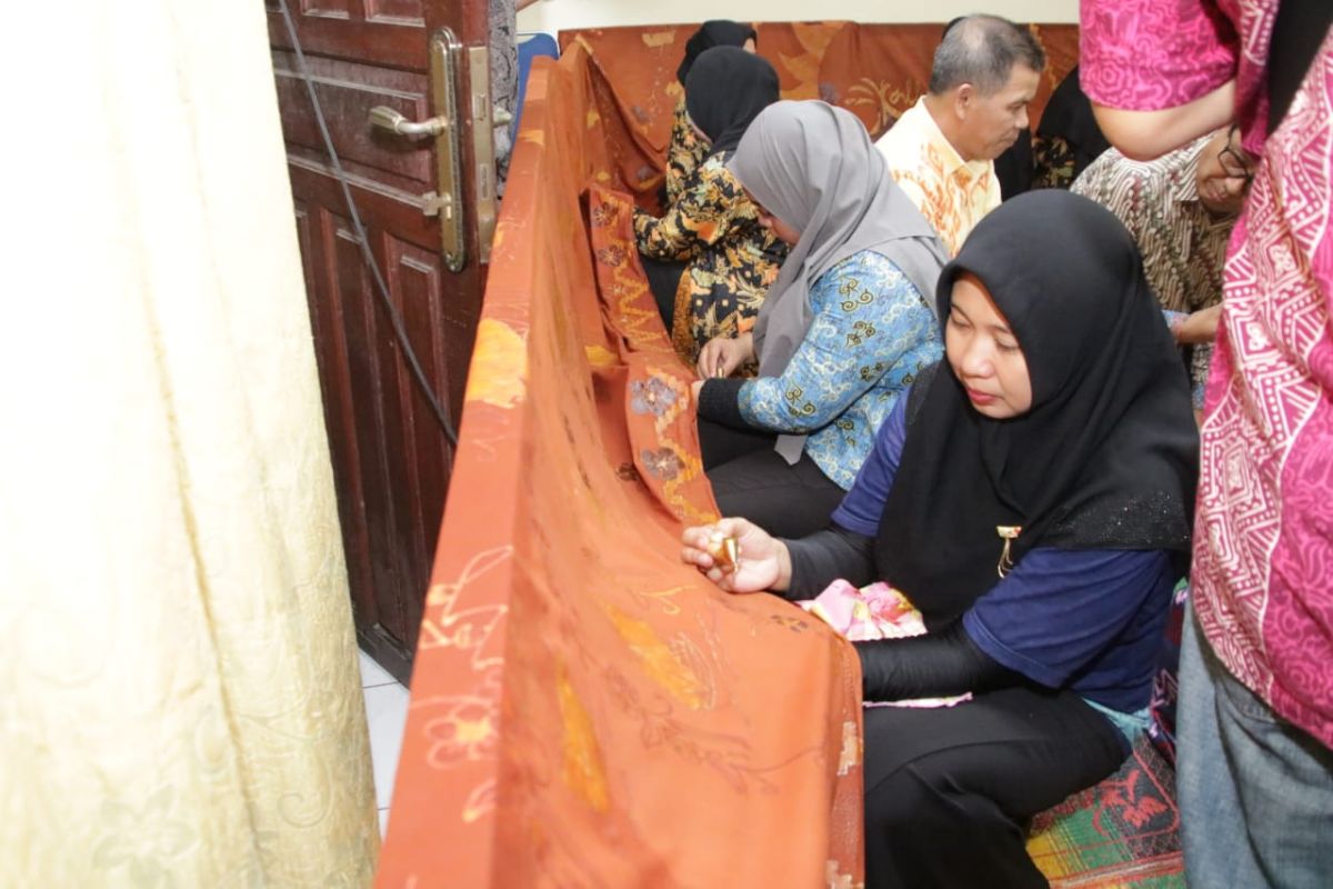 Pemkot Pontianak berharap kampung batik jadi kawasan ekonomi kreatif