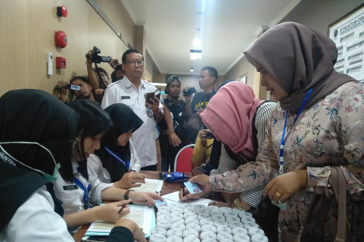 132 bakal calon kades Sampang jalani tes urine di BNNP Jatim