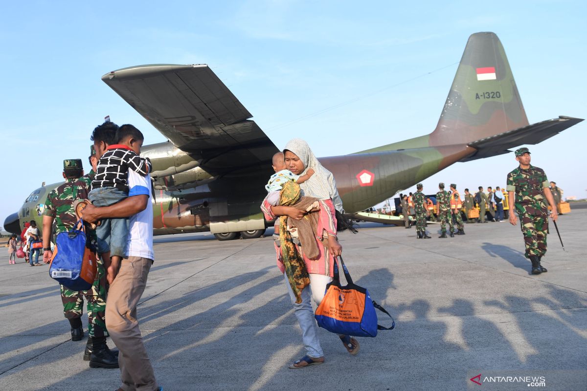 Hercules evacuate 9,078 refugees from Wamena