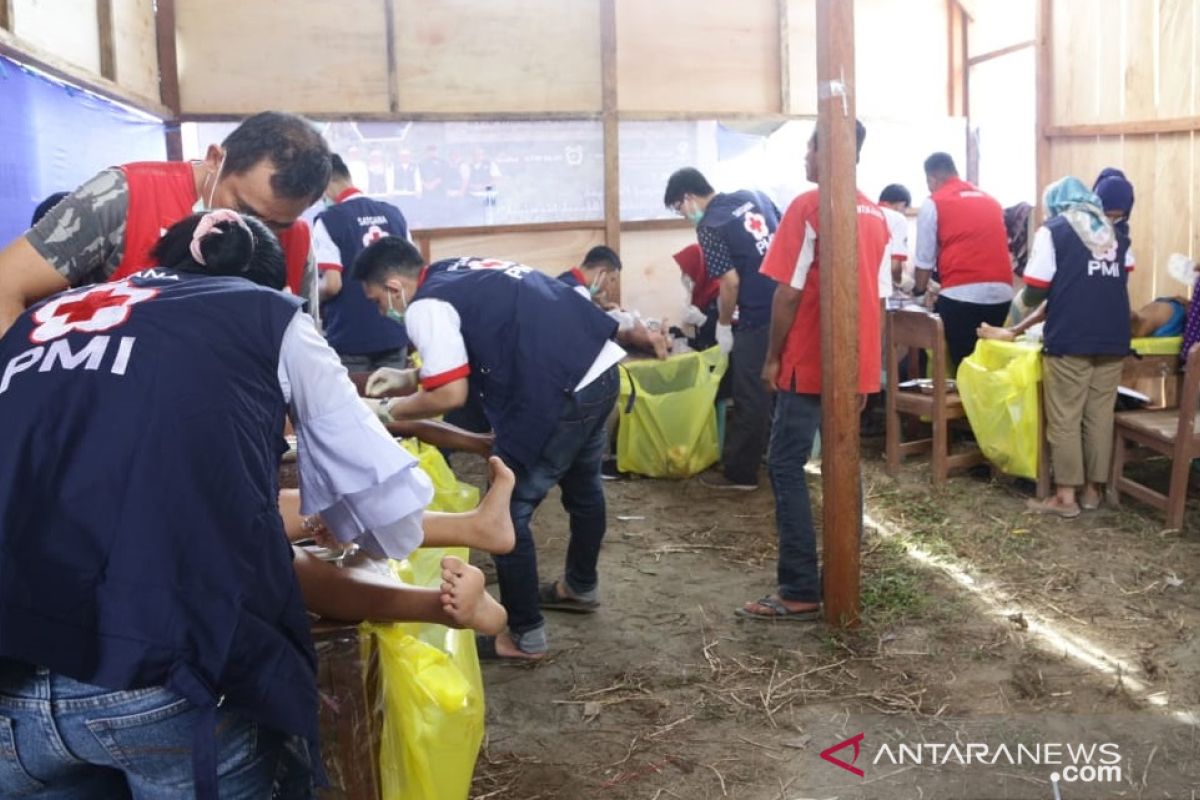 PMI gelar khitanan massal untuk anak korban gempa di Sulteng