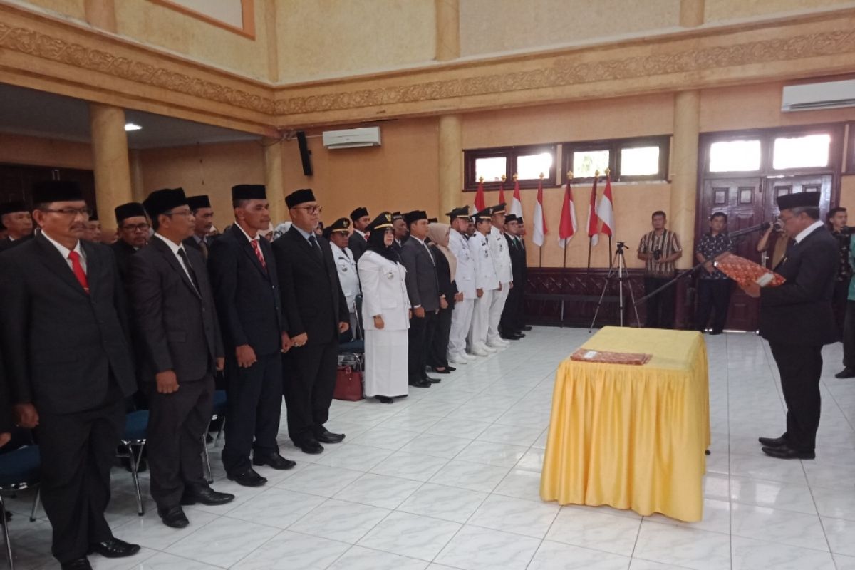 Pemkab Aceh Barat mutasi ratusan pejabat baru