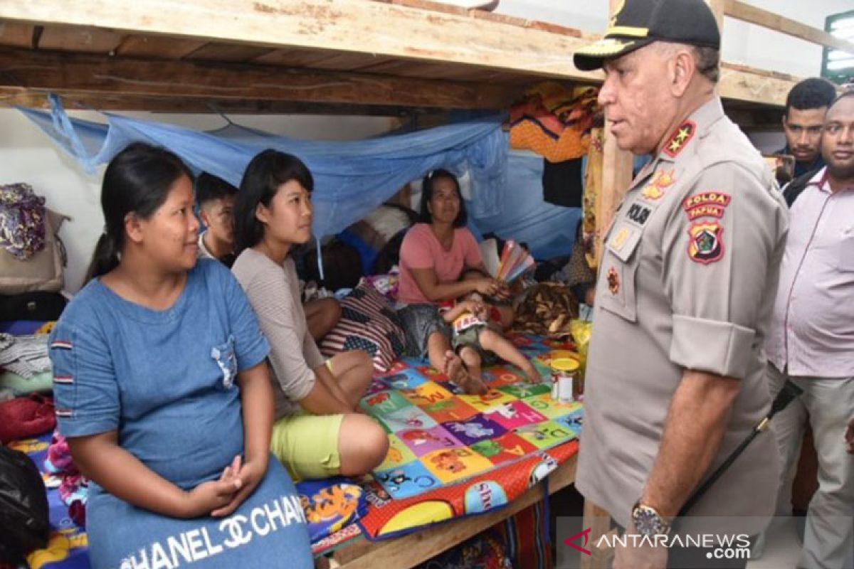 Papua Terkini- Kapolda Papua kembali kunjungi pengungsi dari Wamena