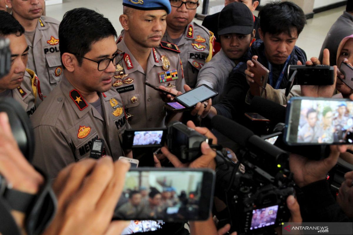 Polri: enam anggota polisi terperiksa kasus penembakan mahasiswa