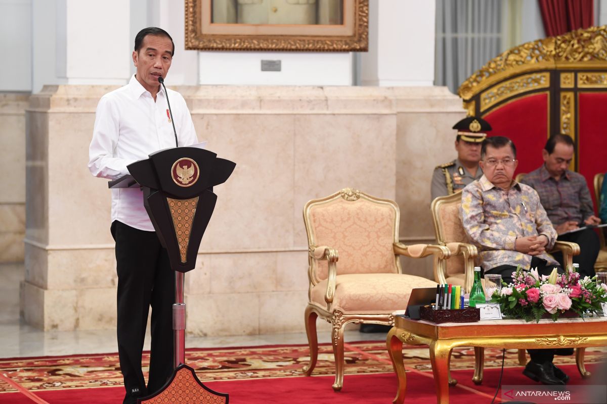 Pegawai pemerintah-swasta wajib berbahasa Indonesia menurut perpres 63/2019