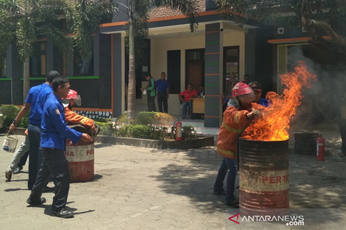 Antisipasi kebakaran, 23 pengusaha di Kudus ikuti pelatihan pemadaman kebakaran