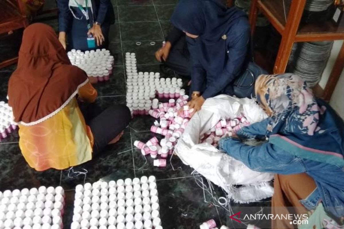 Ribuan botol herbal pelangsing diduga ilegal di Aceh Tenggara senilai Rp352 juta