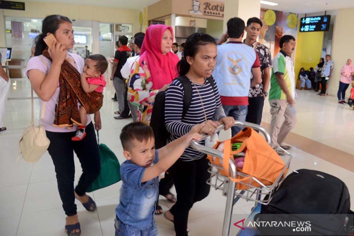 Dua dari belasan perantau Aceh dipulangkan dari Wamena