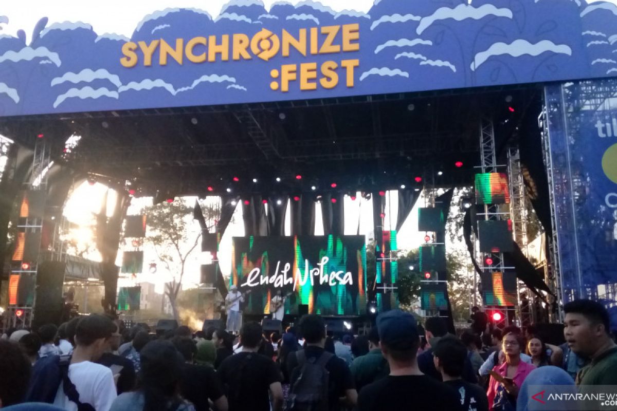 Endah N Rhesa buka hari pertama Synchronize Festival 2019