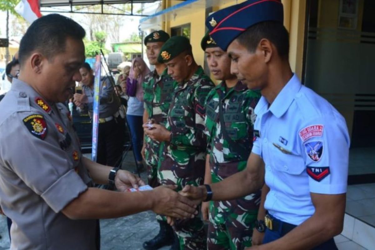 Polres Madiun Kota beri layanan perpanjangan SIM gratis anggota TNI