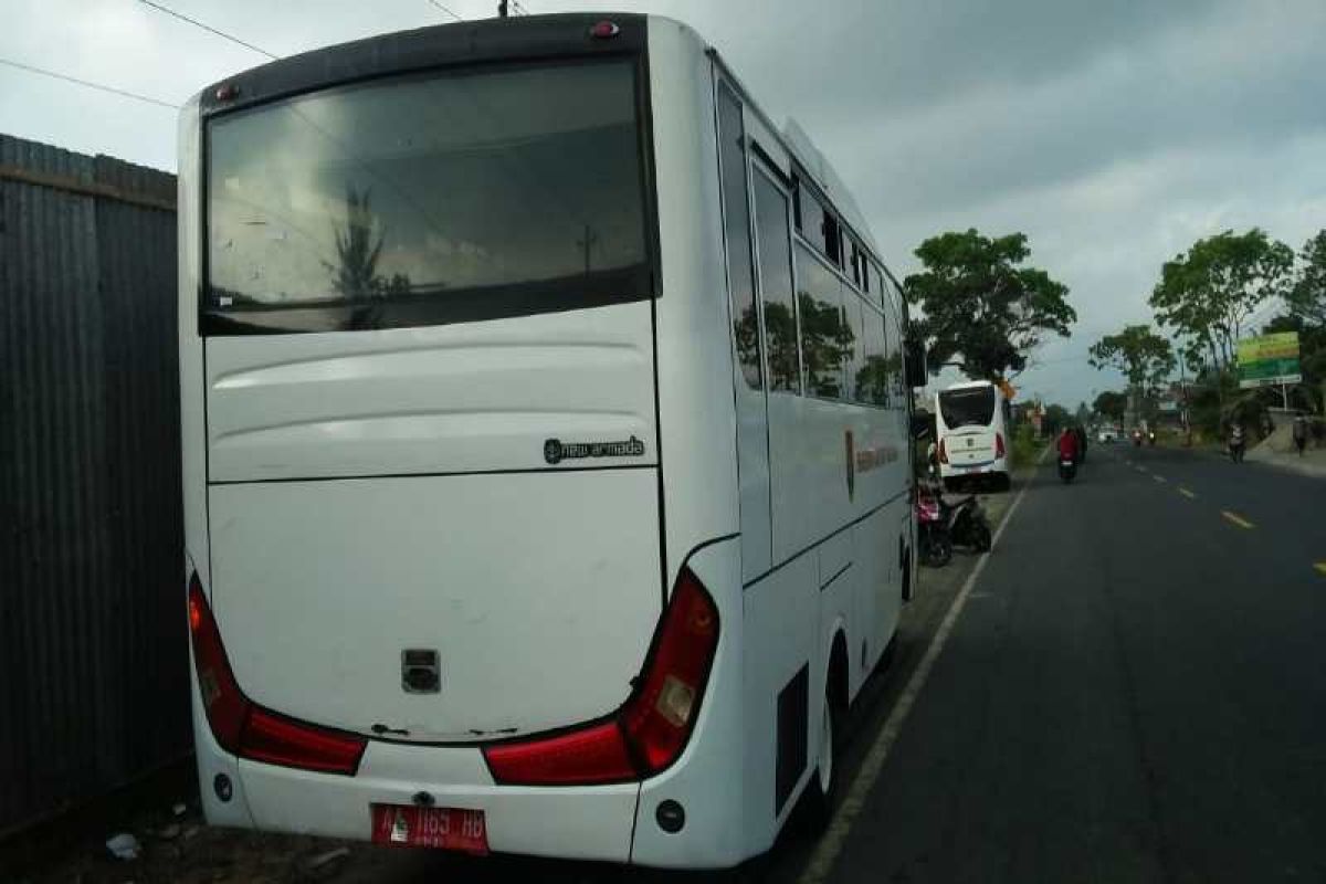 Pelajar tewas tertabrak bus Pemkab Magelang