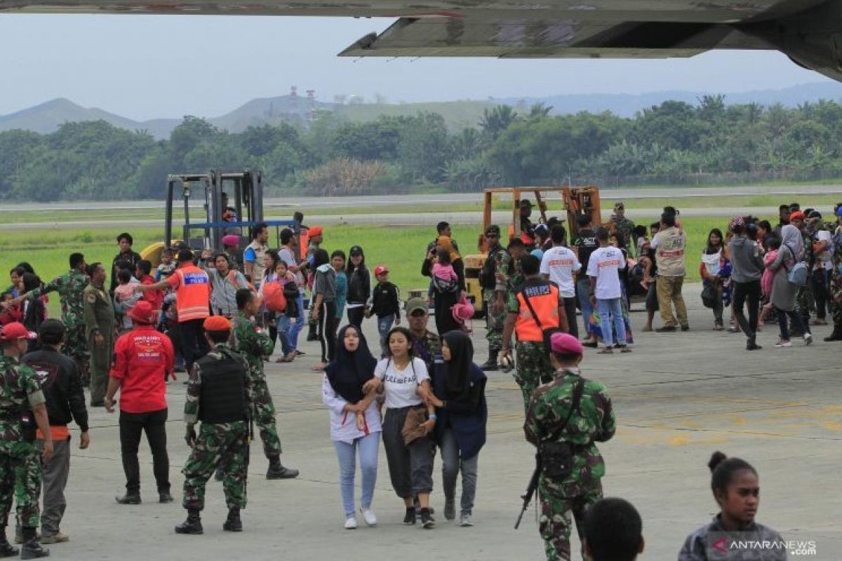 Warga yang ingin kembali ke Wamena akan difasilitasi pemerintah