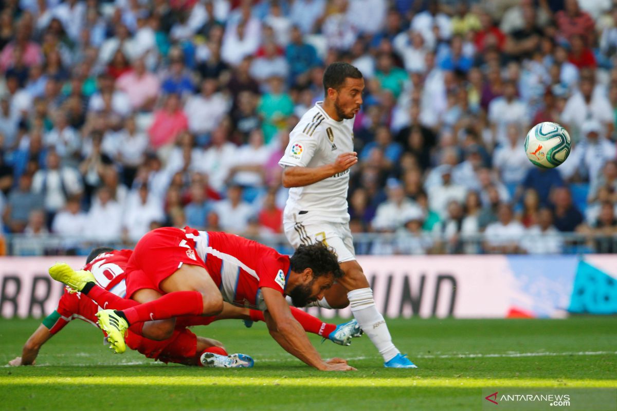 Eden Hazard cetak gol perdana saat Real Madrid kalahkan Granada