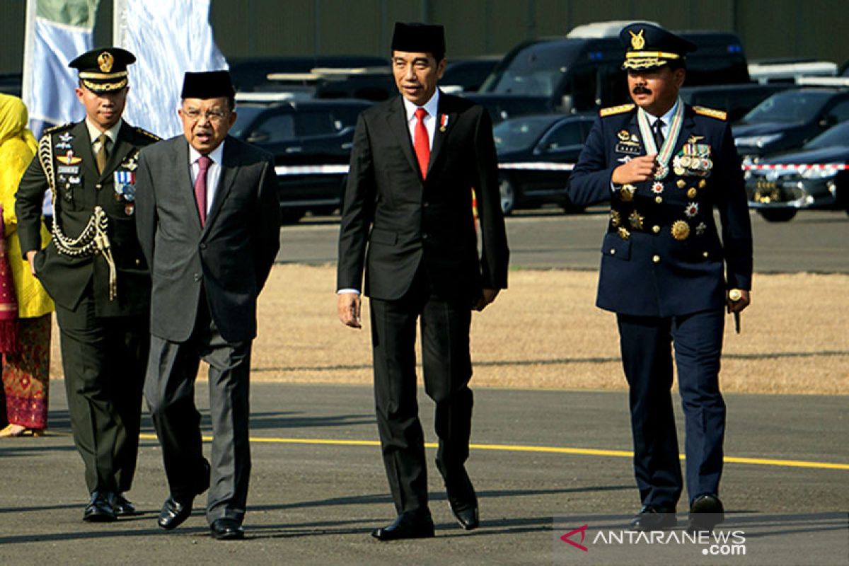 Presiden Jokowi: TNI harus mampu adaptasi teknologi baru