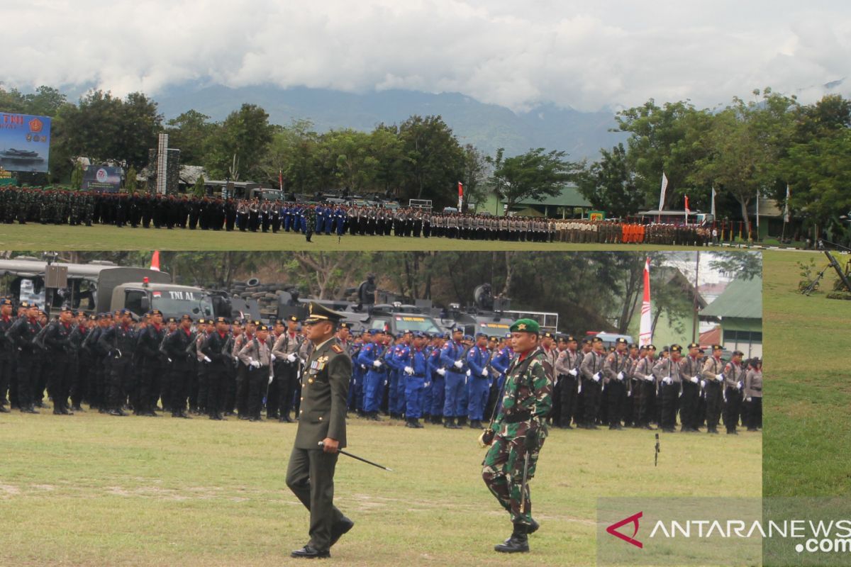 Masyarakat Palu antusias saksikan perayaan HUT TNI