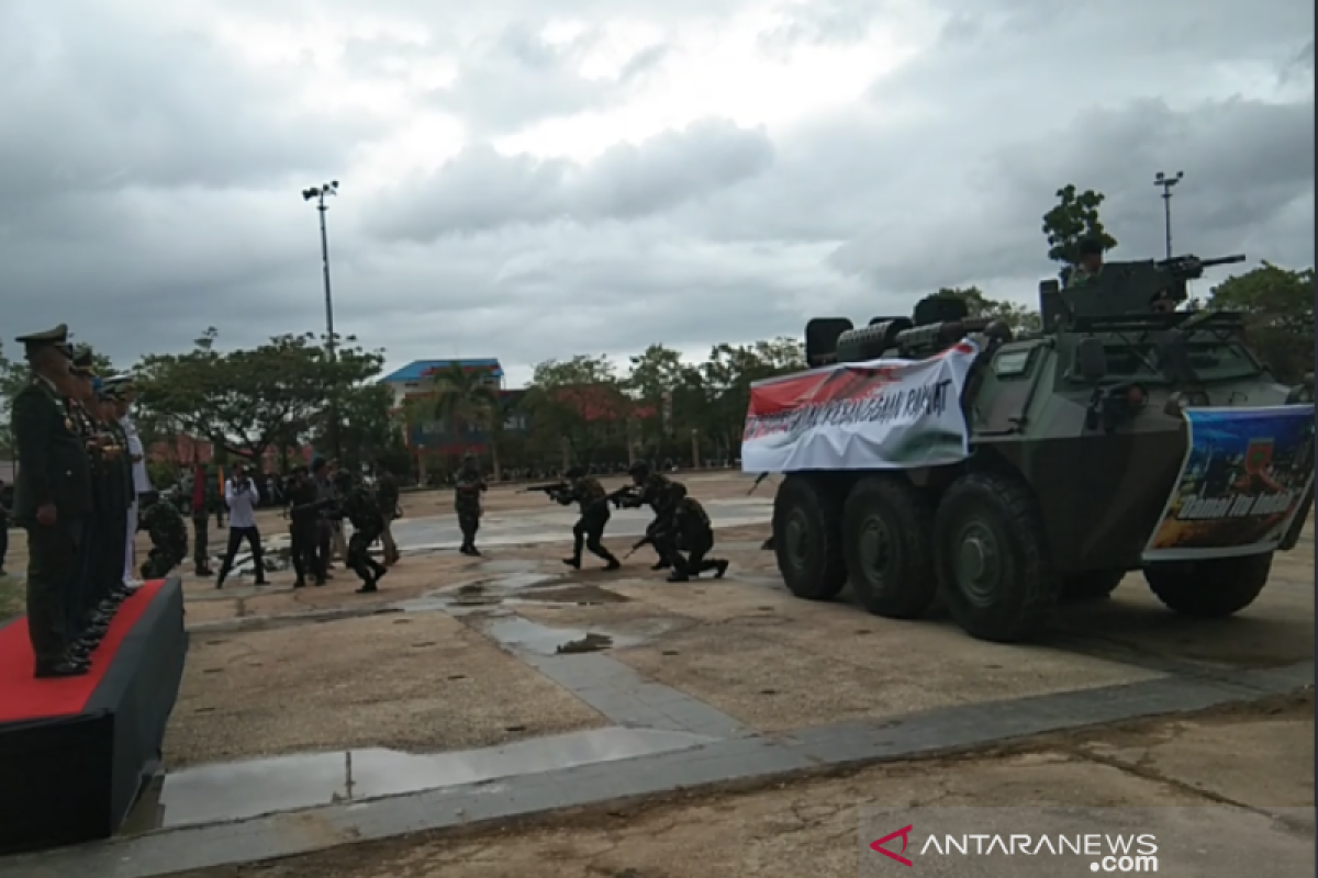 Di Kendari, drama pembebasan sandera meriahkan HUT TNI