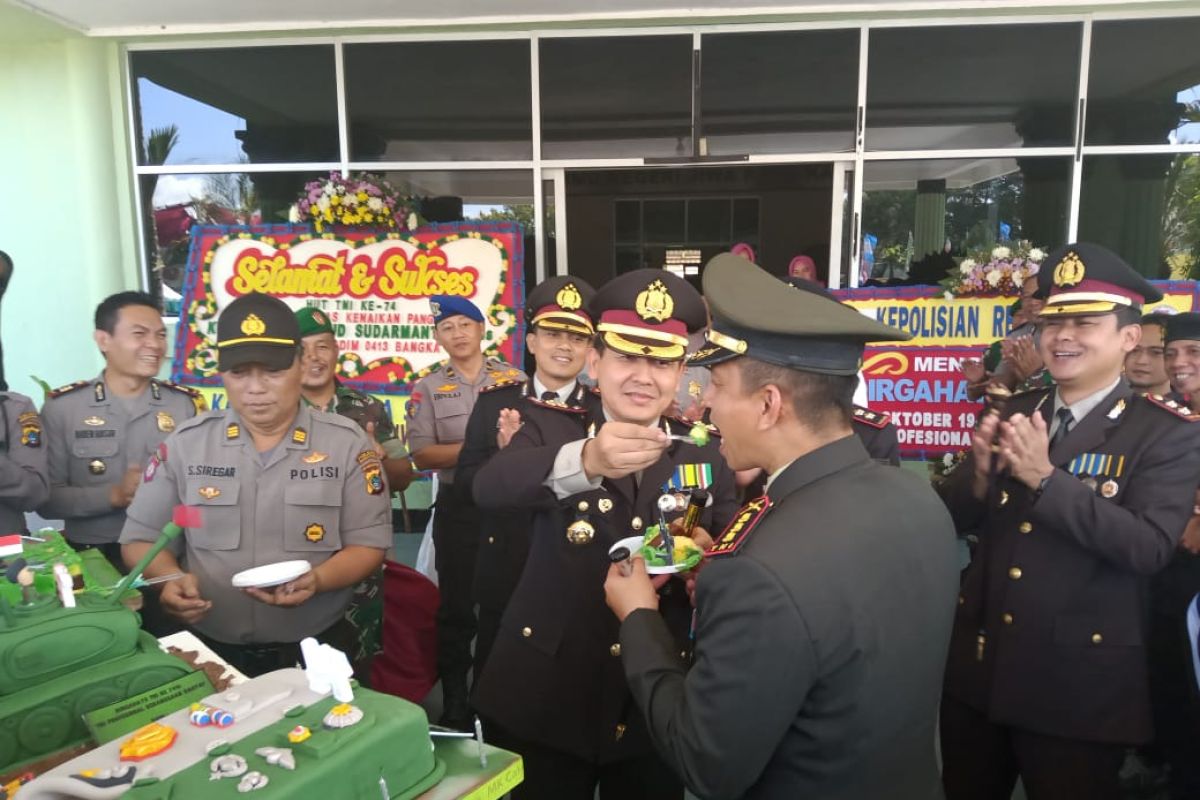 HUT TNI ke-74, Kapolres Bangka kunjungi Kodim 0413 Bangka dan Mako TNI