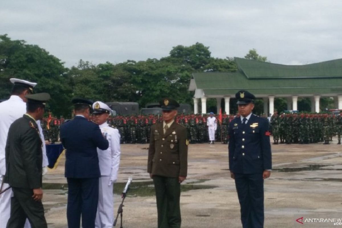 Presiden Joko Widodo pesan TNI adaptasi teknologi baru dan junjung tinggi kemandirian