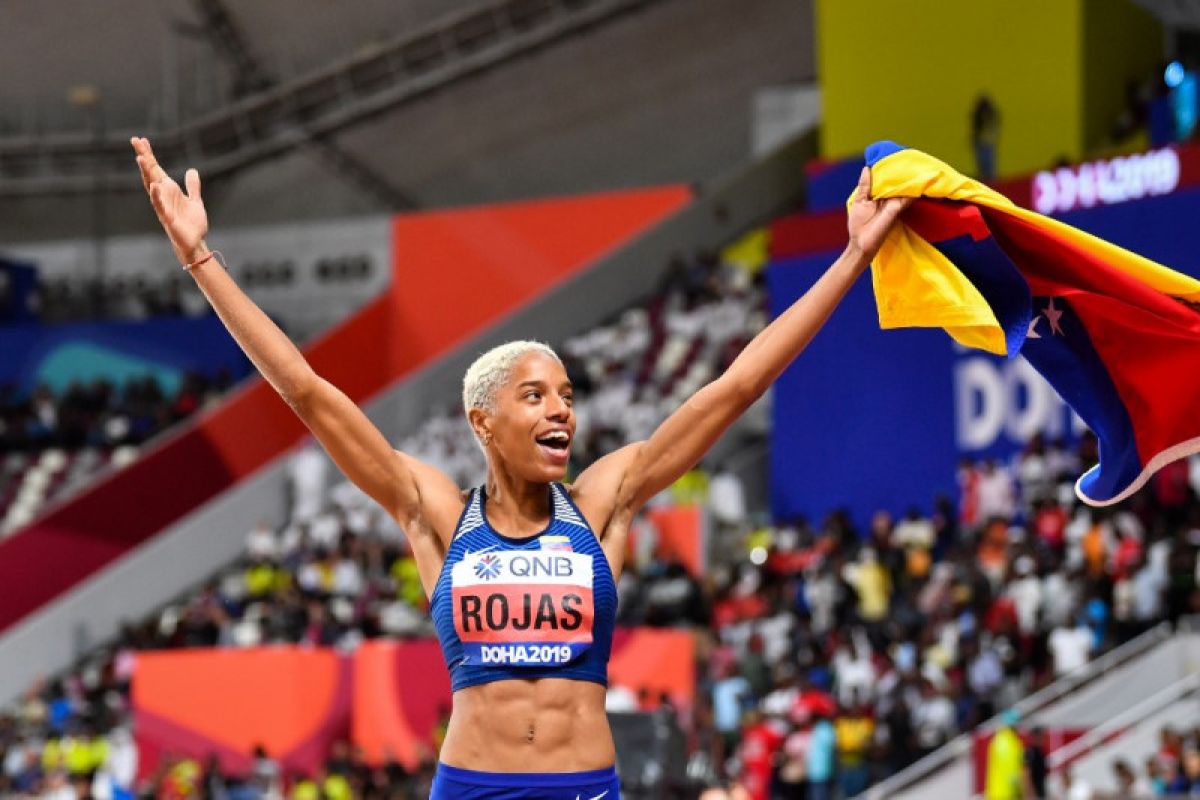 Kejuaraan dunia atletik, Rojas pertahankan gelar juara dunia lompat jangkit putri