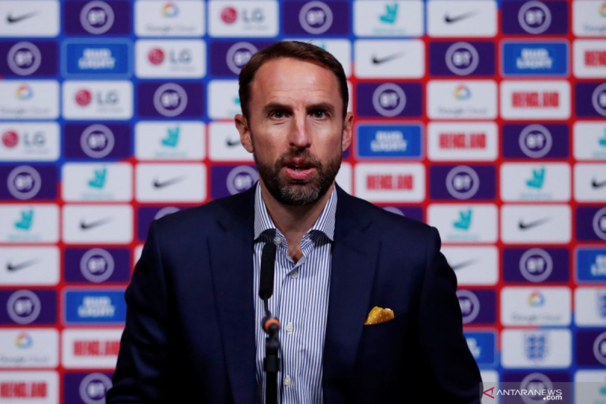 Southgate menegaskan komitmen di timnas Inggris