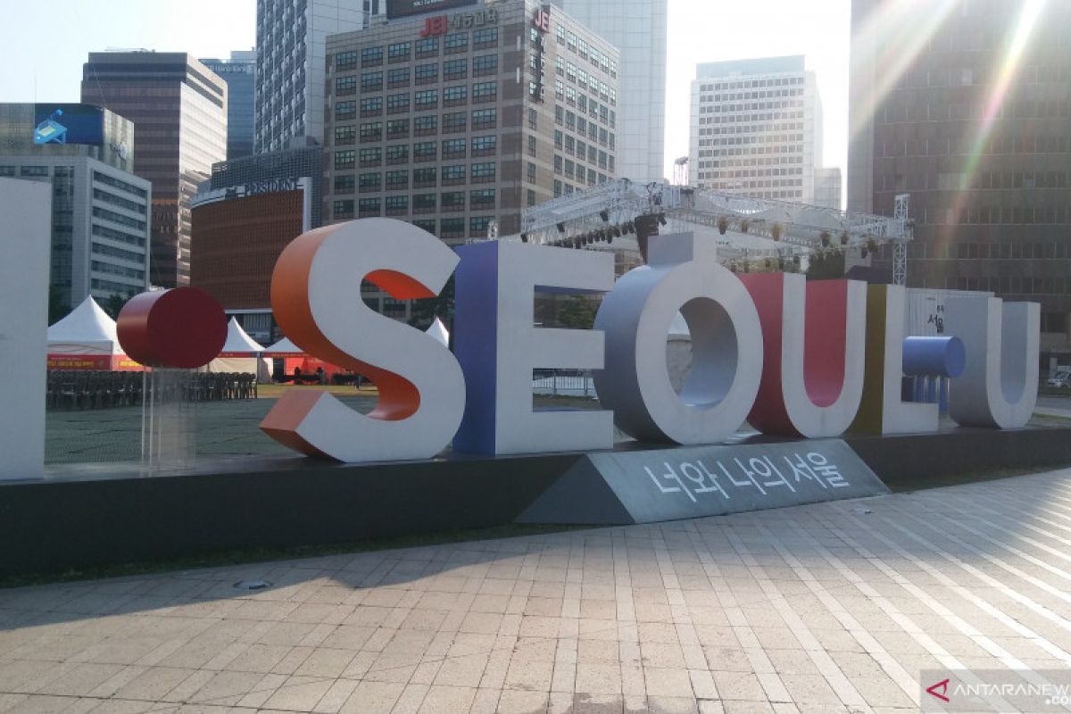 Mau jalan-jalan seharian di Seoul tanpa menguras isi kantong ? Ada di sini