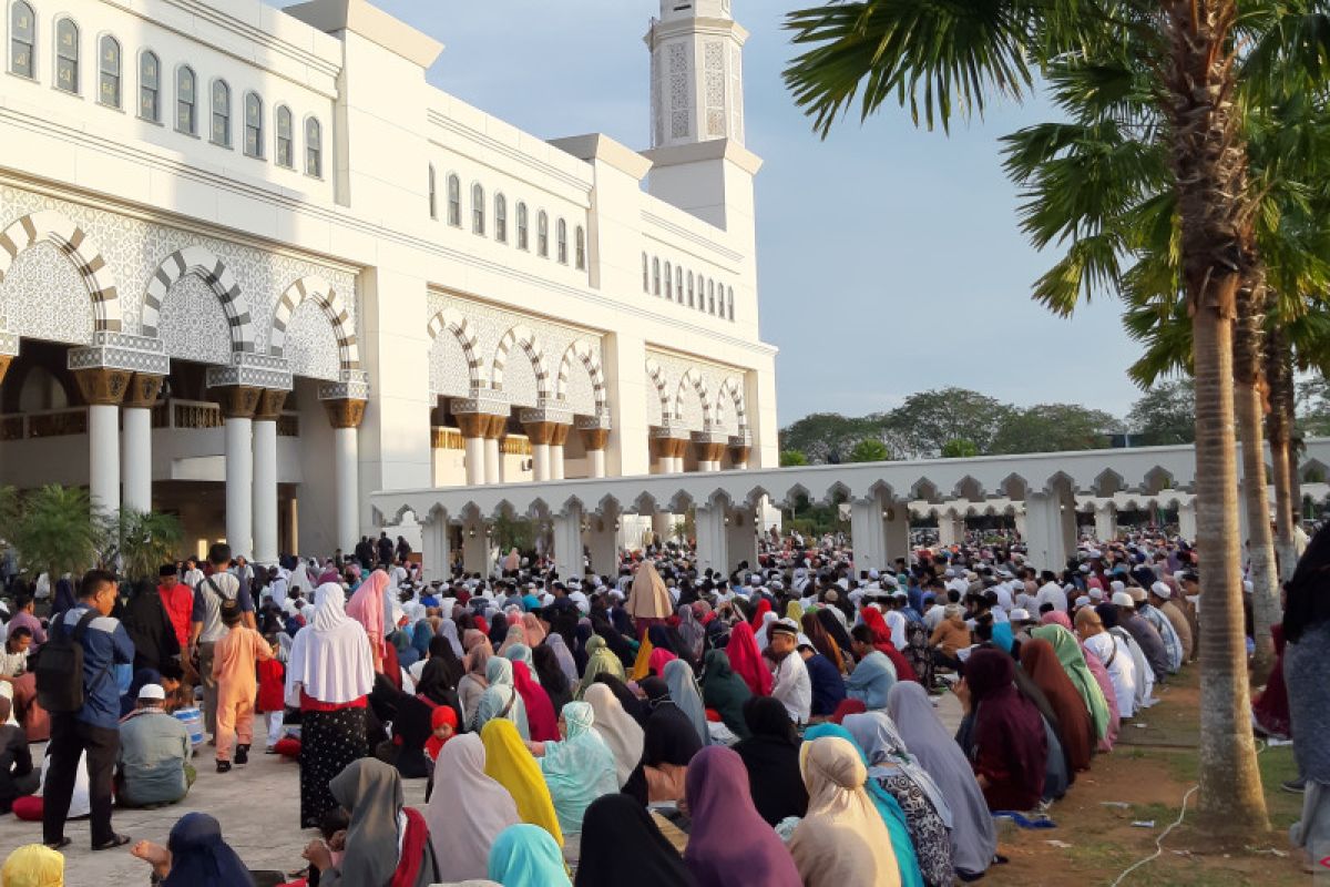 Ustadz Abdul Somad ajak masyarakat Pontianak jaga persatuan