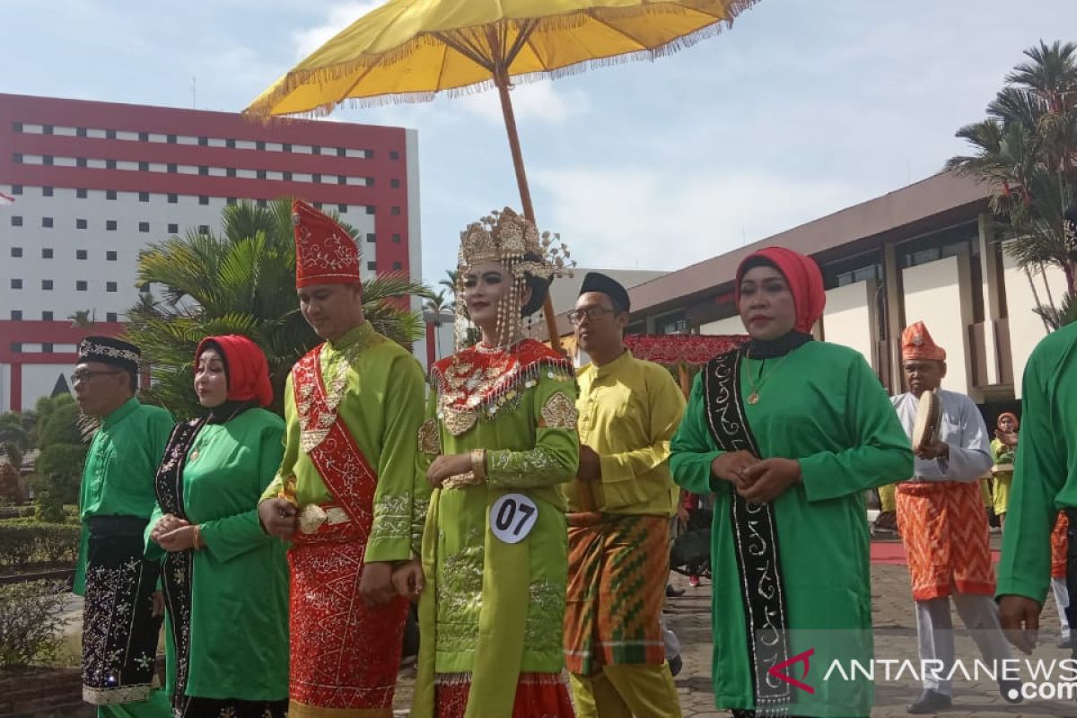 Pemkot Pontianak gelar Festival Arakan Pengantin Melayu