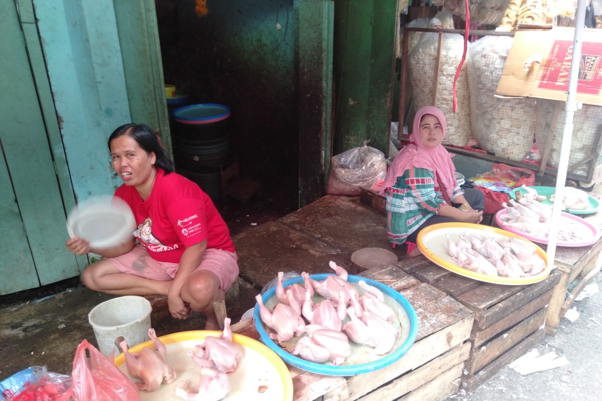 Harga ayam potong di Baturaja naik jadi Rp27.000/Kg
