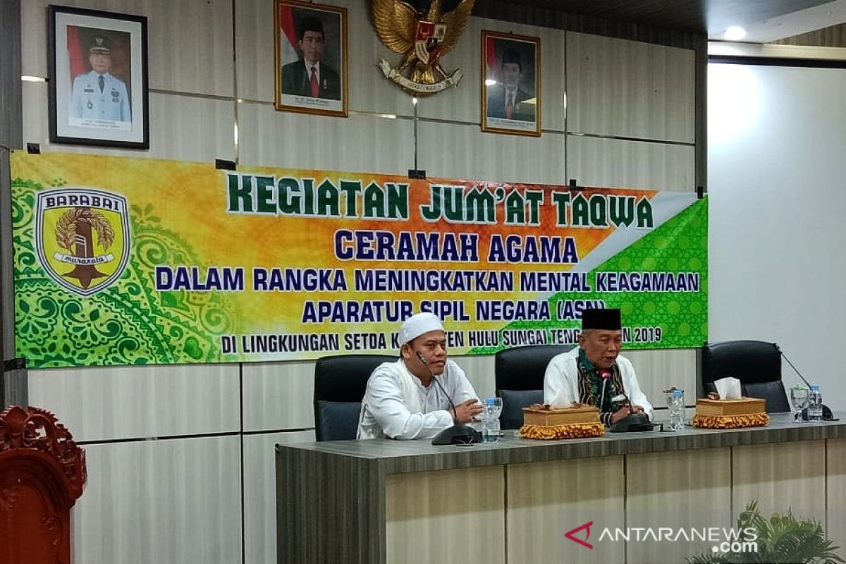 Pemkab HST laksanakan program Jumat Taqwa