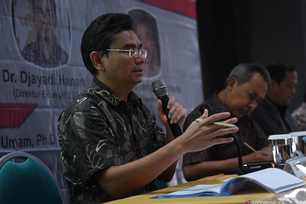 LSI: Prabowo, Ganjar, dan Anies tiga nama teratas calon presiden