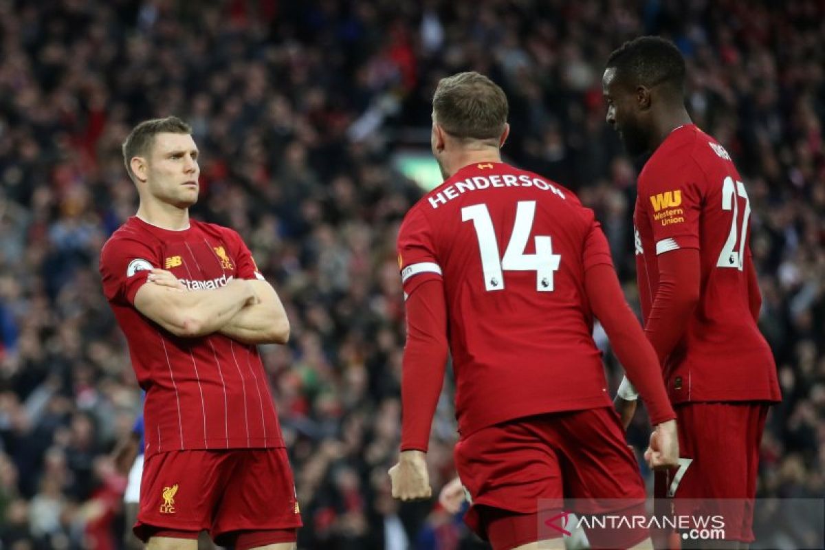 Hasil Liga Inggris: Liverpool sementara unggul delapan poin di puncak